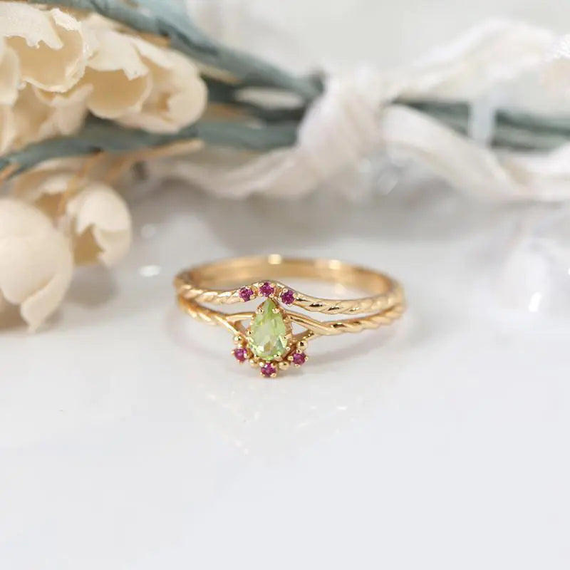 Chic Olivine Geometric Ring